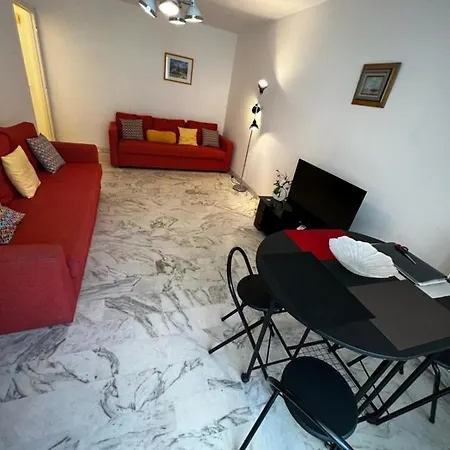 Amazing Studio In Les Pins With A Large Terrasse & Seaview Parking * Ζουάν λε Πιν